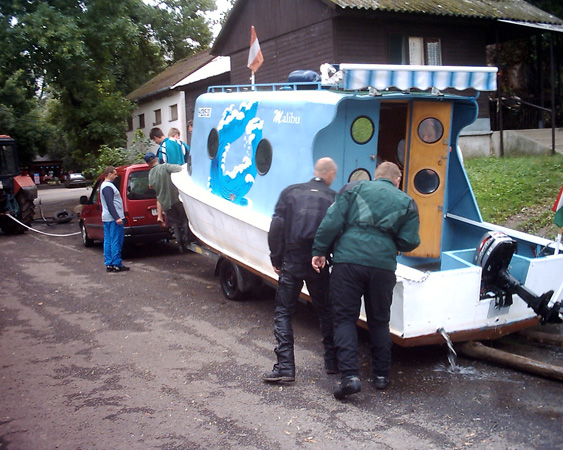 q-hu-faehre-2-boot-5